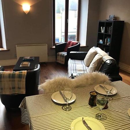 Centre Of Dingle Town - Luxury Holiday Apartment ภายนอก รูปภาพ