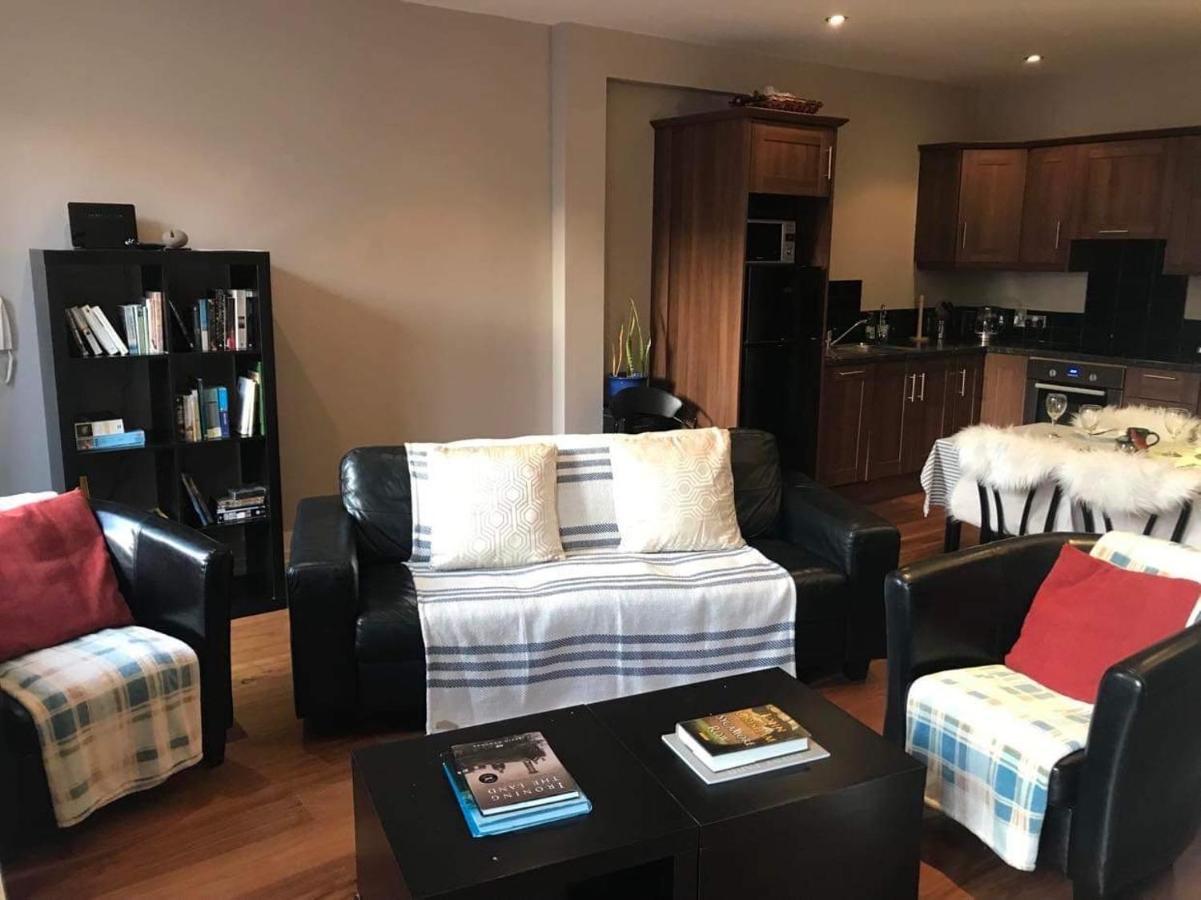 Centre Of Dingle Town - Luxury Holiday Apartment ภายนอก รูปภาพ