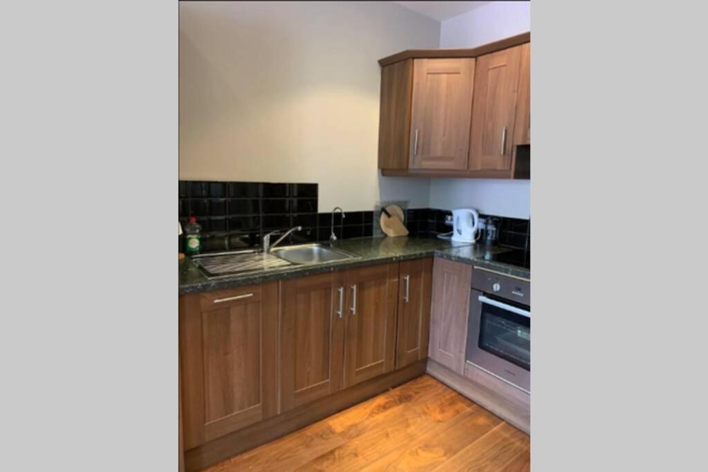 Centre Of Dingle Town - Luxury Holiday Apartment ภายนอก รูปภาพ