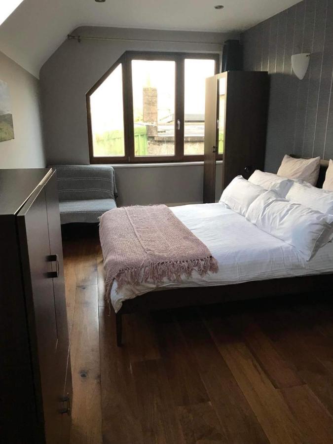 Centre Of Dingle Town - Luxury Holiday Apartment ภายนอก รูปภาพ